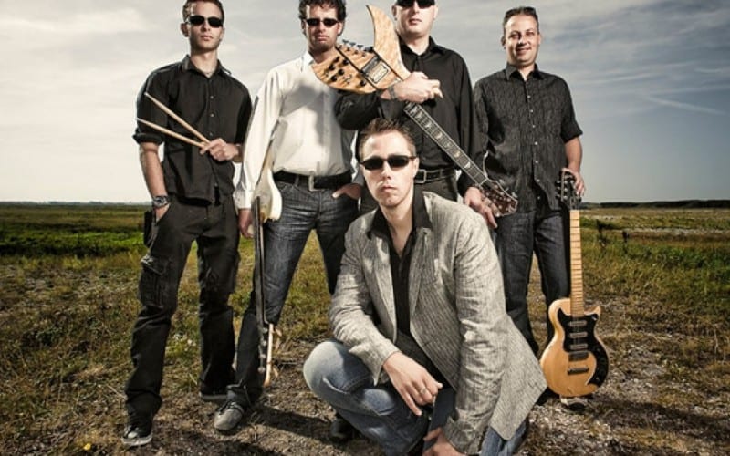 Niemand voordelig boeken bij burolivemuziek.nl