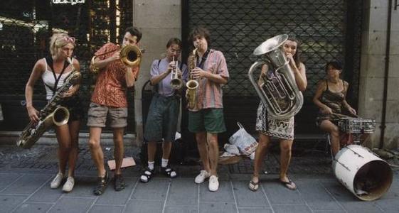 The Non Melting Ice Cream Band boek je voordelig bij burolivemuziek.nl