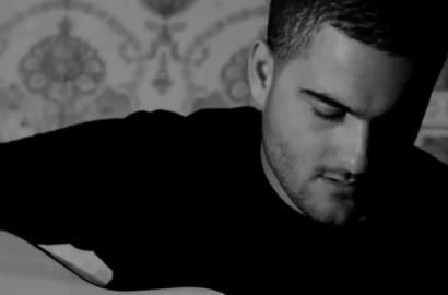 Zanger Gitarist Jessine boek je voordelig bij burolivemuziek.nl