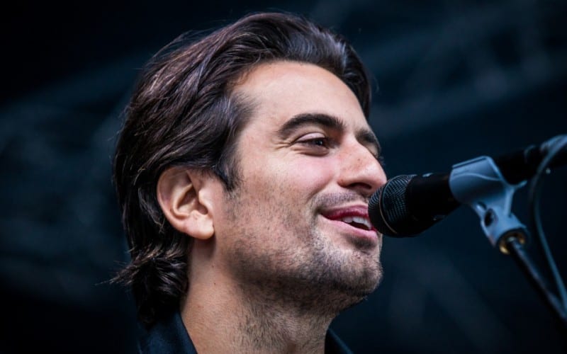 Daton boek je voordelig bij burolivemuziek.nl