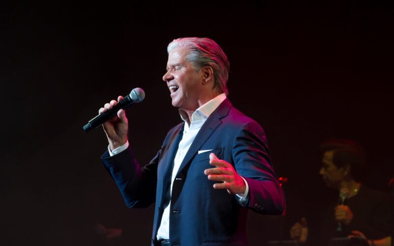 Dries Roelvink boek je bij Burolivemuziek.nl