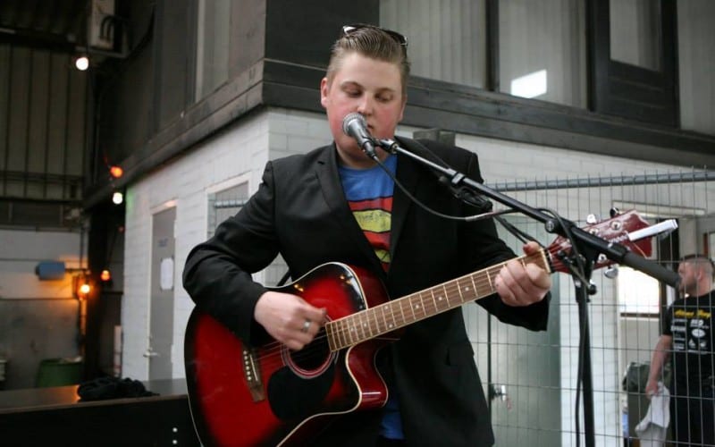 Frerik de Swetser voordelig boeken bij Burolivemuziek.nl