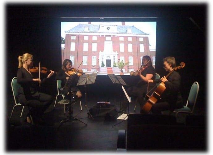 4strings burolivemuziek.nl.