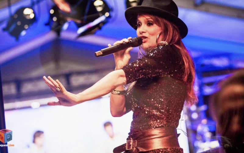 Request Live voordelig boeken bij burolivemuziek.nl