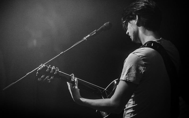 Zanger Gitarist Ingmar voordelig boeken bij Burolivemuziek.nl