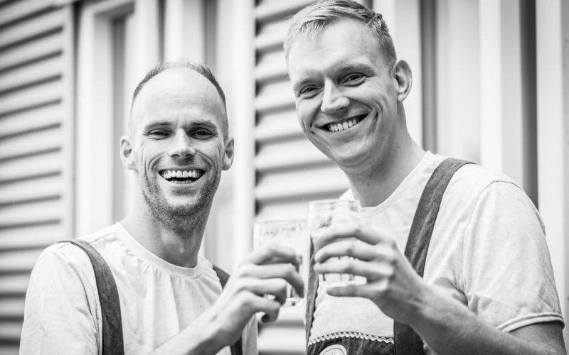 De Hitsingers Burolivemuziek.nl