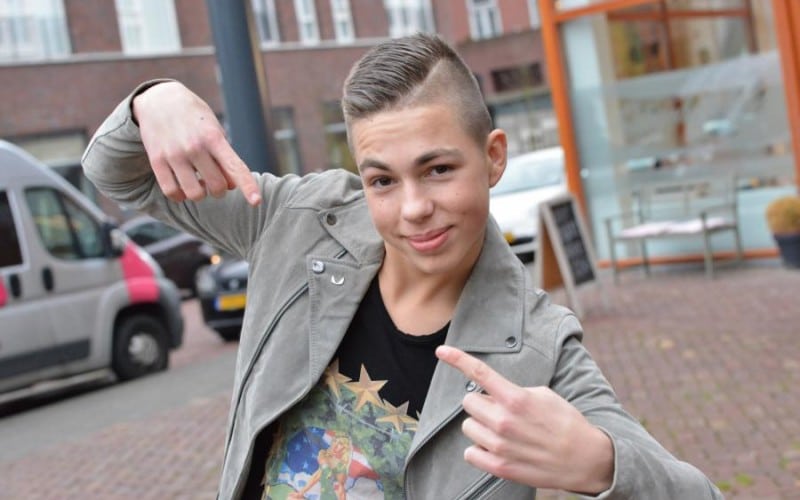 Driekes Hoekstra voordelig boeken bij Burolivemuziek.nl