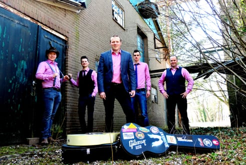 Underkoffer voordelig boeken bij Burolivemuziek.nl