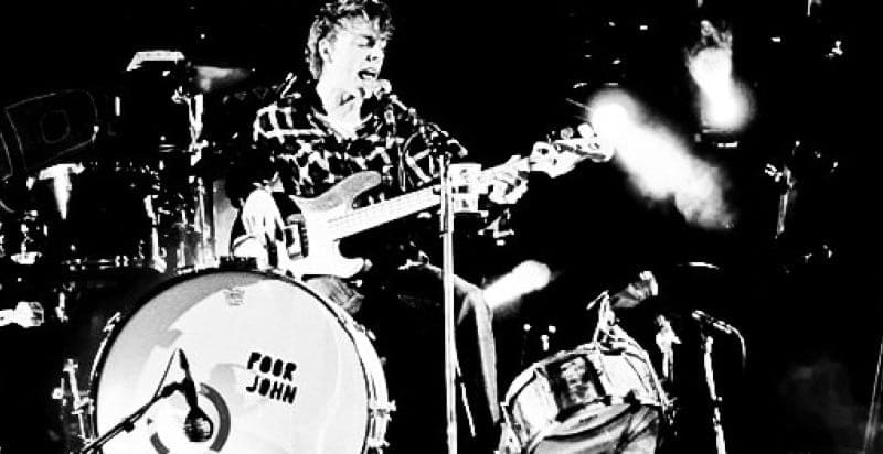 Poor John voordelig boeken bij Burolivemuziek.nl