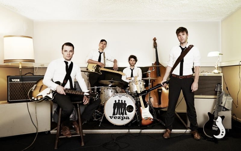 Vezpa voordelig boeken bij Burolivemuziek