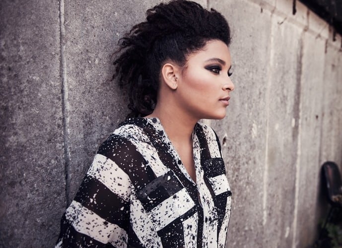 Julia Zahra voordelig boeken bij Burolivemuziek-nl