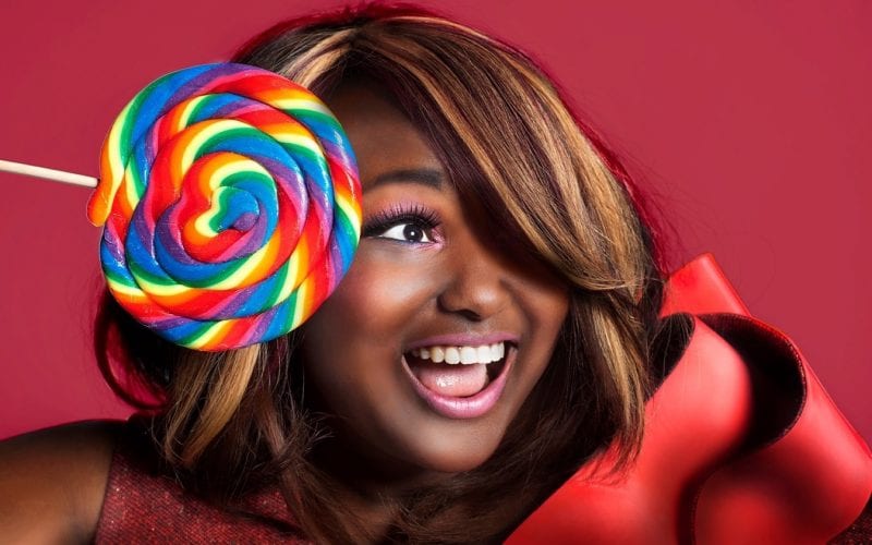 Laurrhie Brouns Burolivemuziek.nl