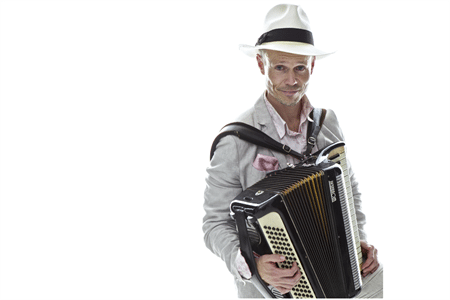 Pierre Soleil voordelig boeken bij Burolivemuziek.nl