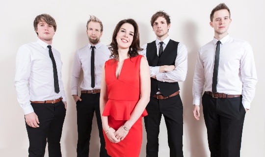 D-Sign boek je vertrouwd, snel en voordelig bij Burolivemuziek.nl