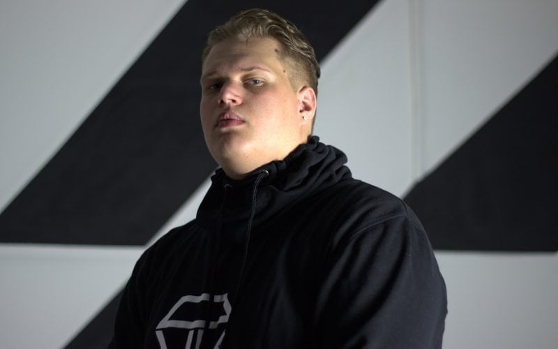 Esko Burolivemuziek.nl