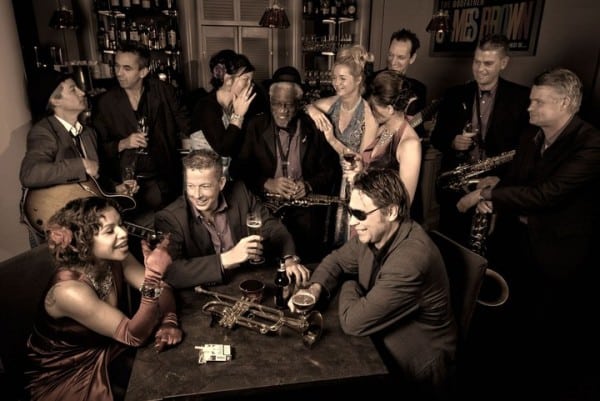 Brand New Bag boek je simpel en eenvoudig maar bovenal tegen de scherpste prijs bij Burolivemuziek.nl