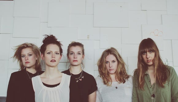 Bells of Youth voordelig boeken bij Burolivemuziek.nl