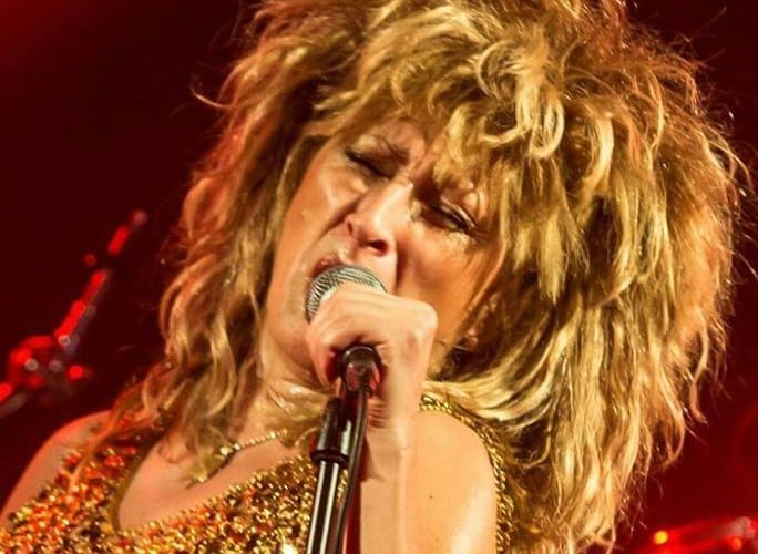 Nice N' Rough Ft. Pepi Petersen Burolivemuziek.nl