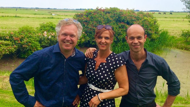 Trio Blue Skies voordelig boeken bij Burolivemuziek.nl