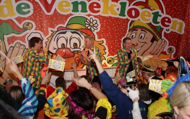 De Pintermannen boek je voordelig bij Burolivemuziek.nl