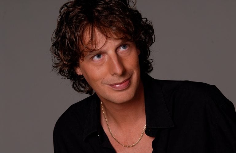 Feestzanger Ernest boeken bij Burolivemuziek