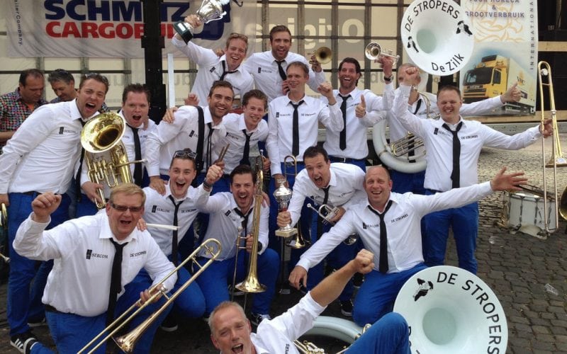 De Stropers boek je voordelig bij Burolivemuziek.nl