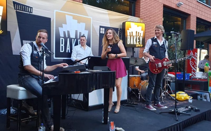 Backeytown boek je bij Burolivemuziek.nl