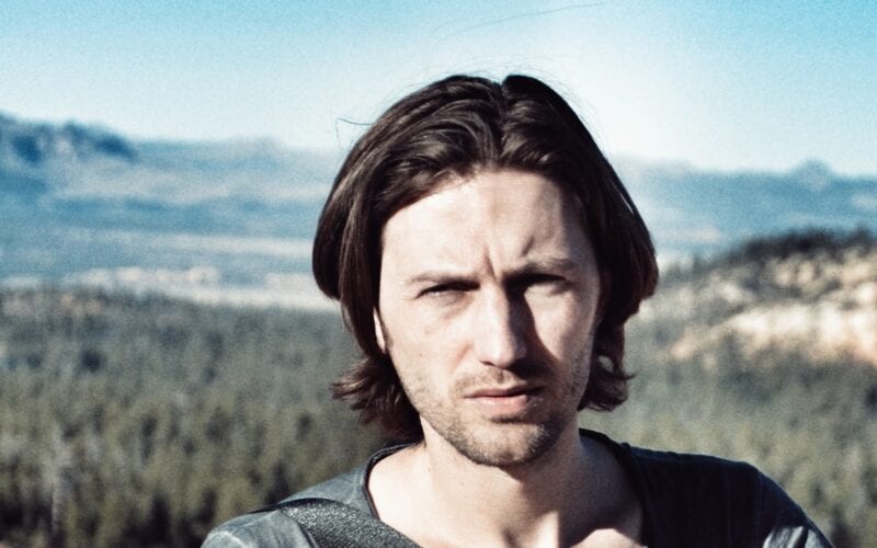 Bowe boek je bij Burolivemuziek.nl