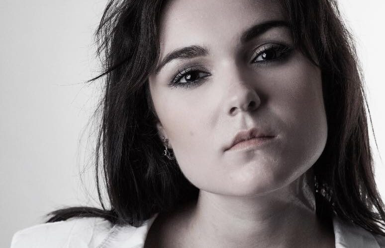 Nienke Wijnhoven boek je bij Burolivemuziek.nl