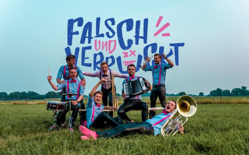 Falsch und Verrückt Boek je bij Burolivemuziek.nl