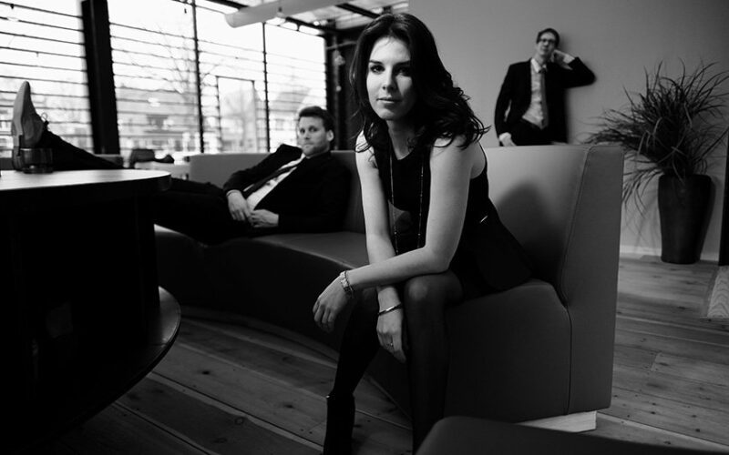 The Chandeliers Boek je bij Burolivemuziek.nl