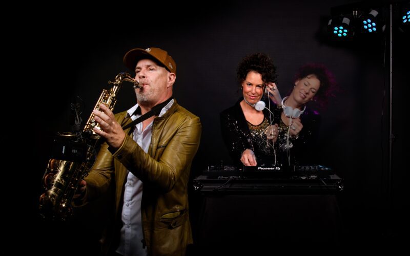 DJSAX Boek je via Burolivemuziek.nl